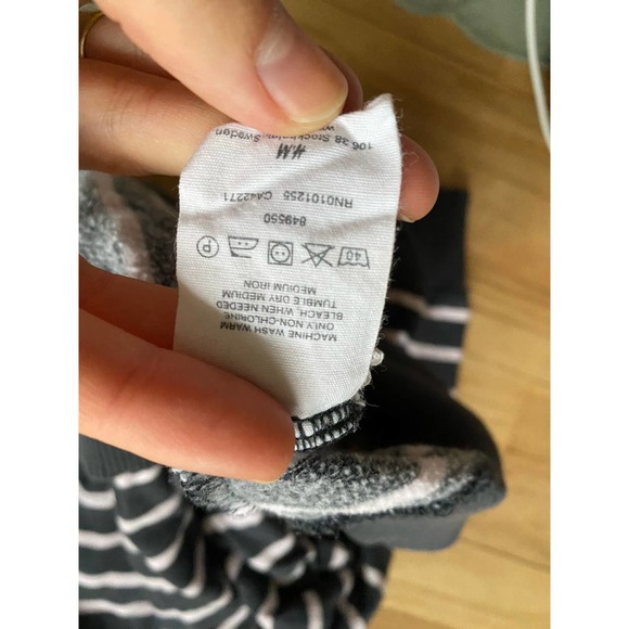 Vintage L.O.G.G H&M Striped Button Up Blue and Pink Hoodie - Picture 5 of 5